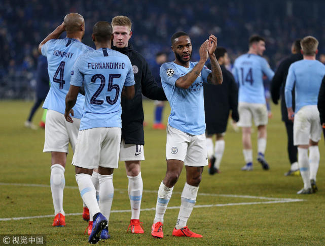 包含沙尔克客场遭遇逆转失利积分停滞的词条