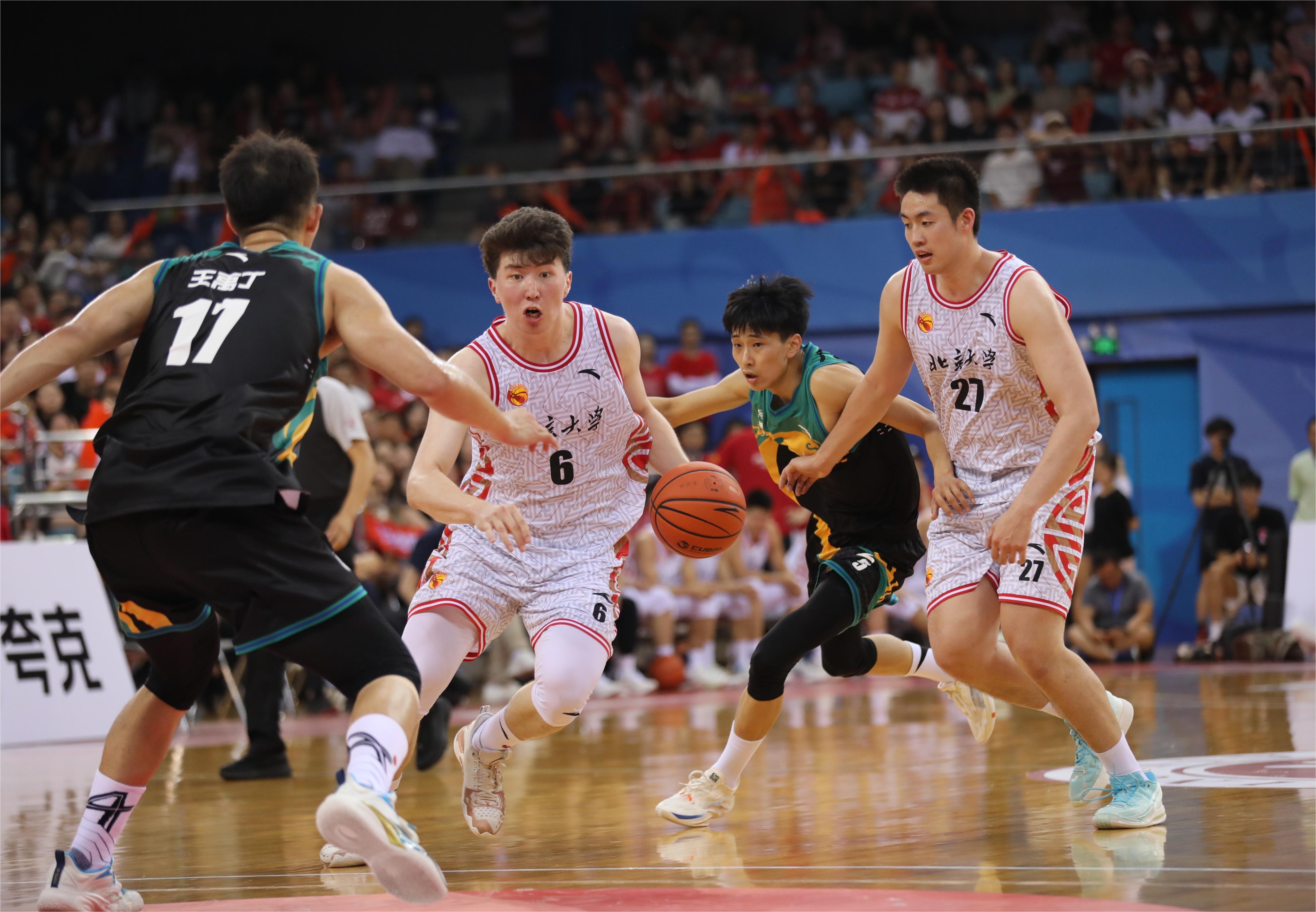 热门篮球联赛震撼上演,球队实力较技的简单介绍 热门篮球联赛震撼上演,球队实力较技的简单介绍