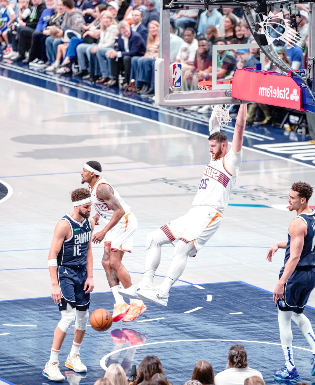 开云体育直播-独行侠队以出色表现战胜对手晋级下一轮的简单介绍