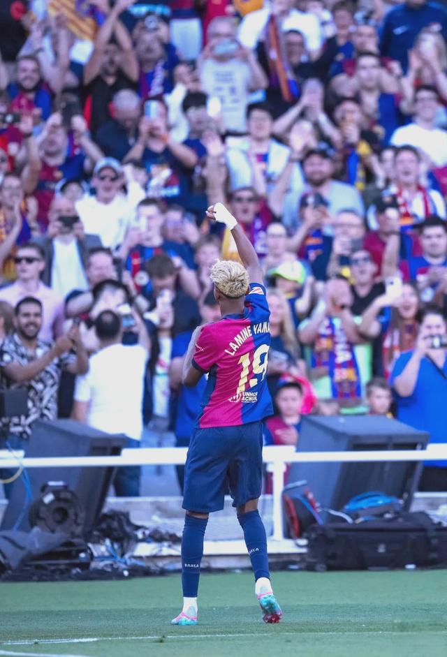 包含巴塞罗那后防线表现稳健,球队信心大增的词条 包含巴塞罗那后防线表现稳健,球队信心大增的词条