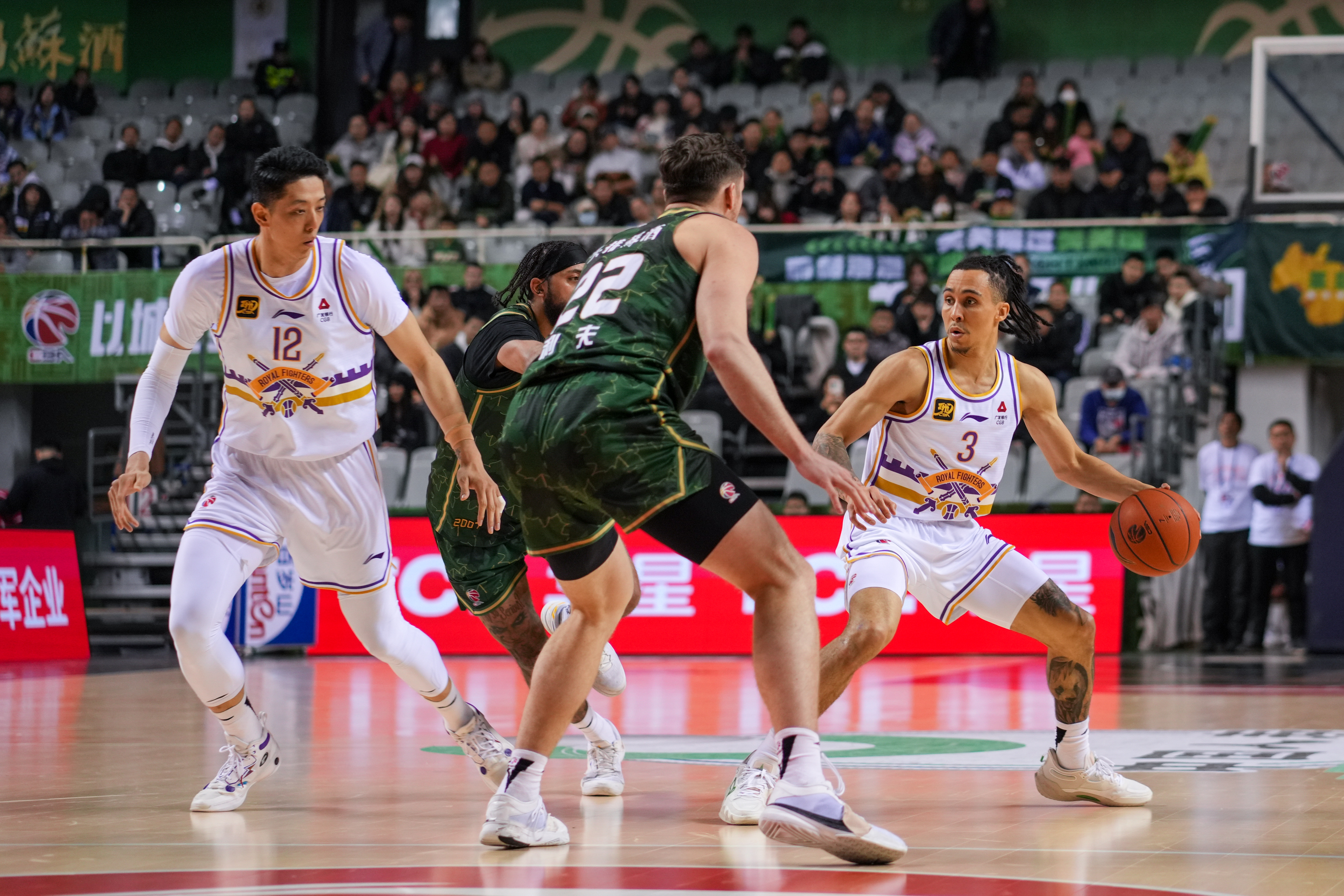 开云体育app-包含抢断、上篮得手，球员技术娴熟炉火纯青的词条