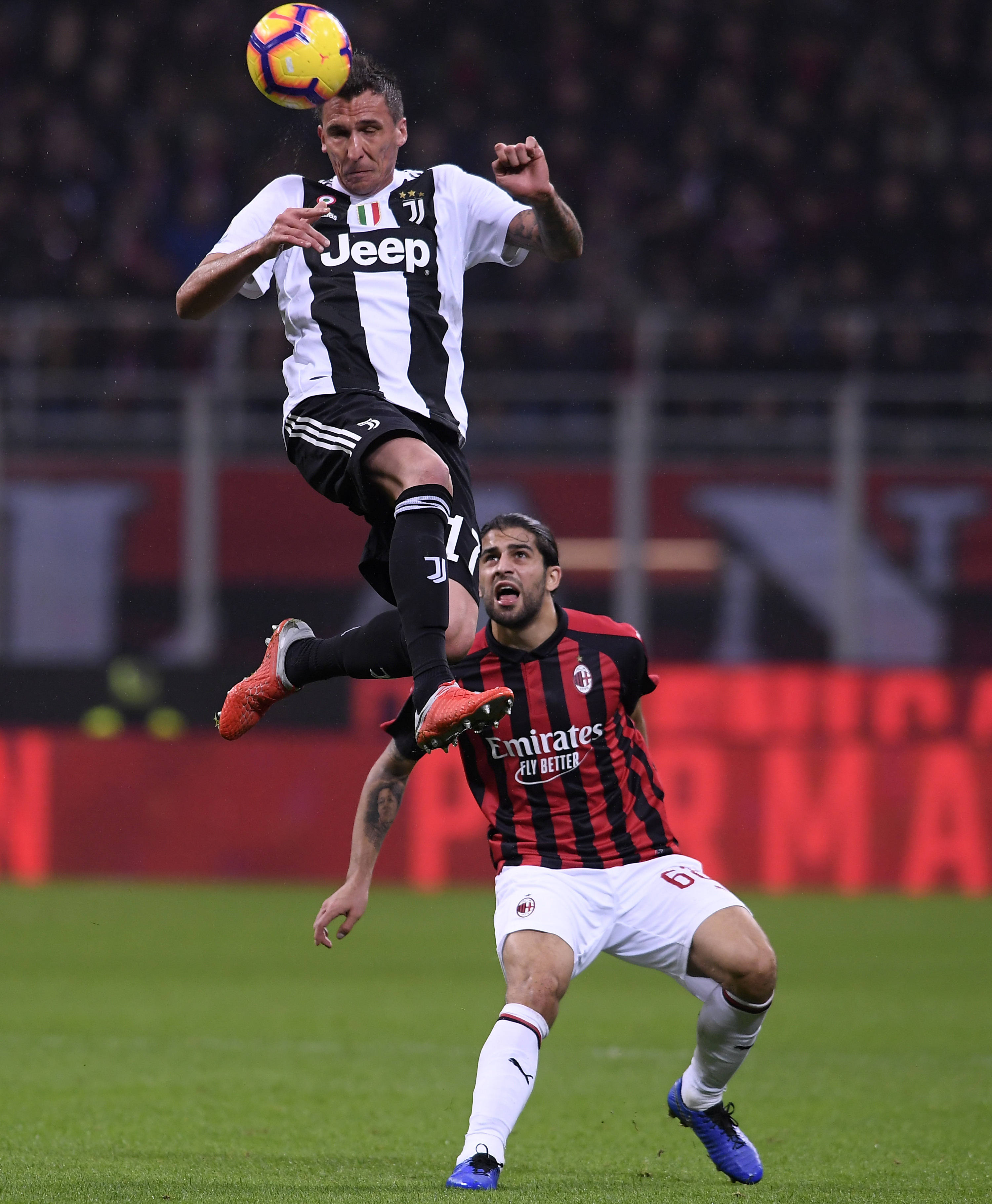 意甲豪门对阵法甲劲旅：AC米兰对战巴黎的简单介绍