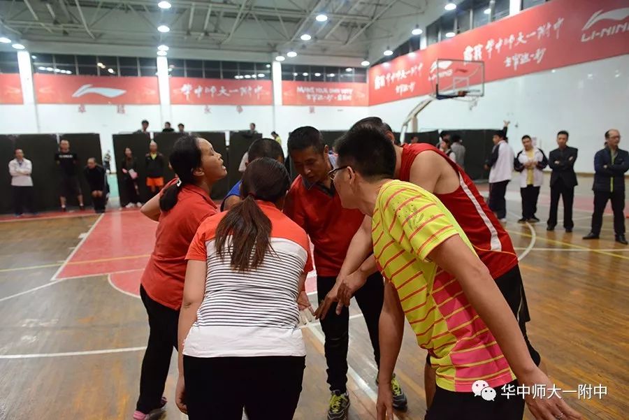 关于竞赛情节扣人心弦,引发全场欢呼声的信息 关于竞赛情节扣人心弦,引发全场欢呼声的信息